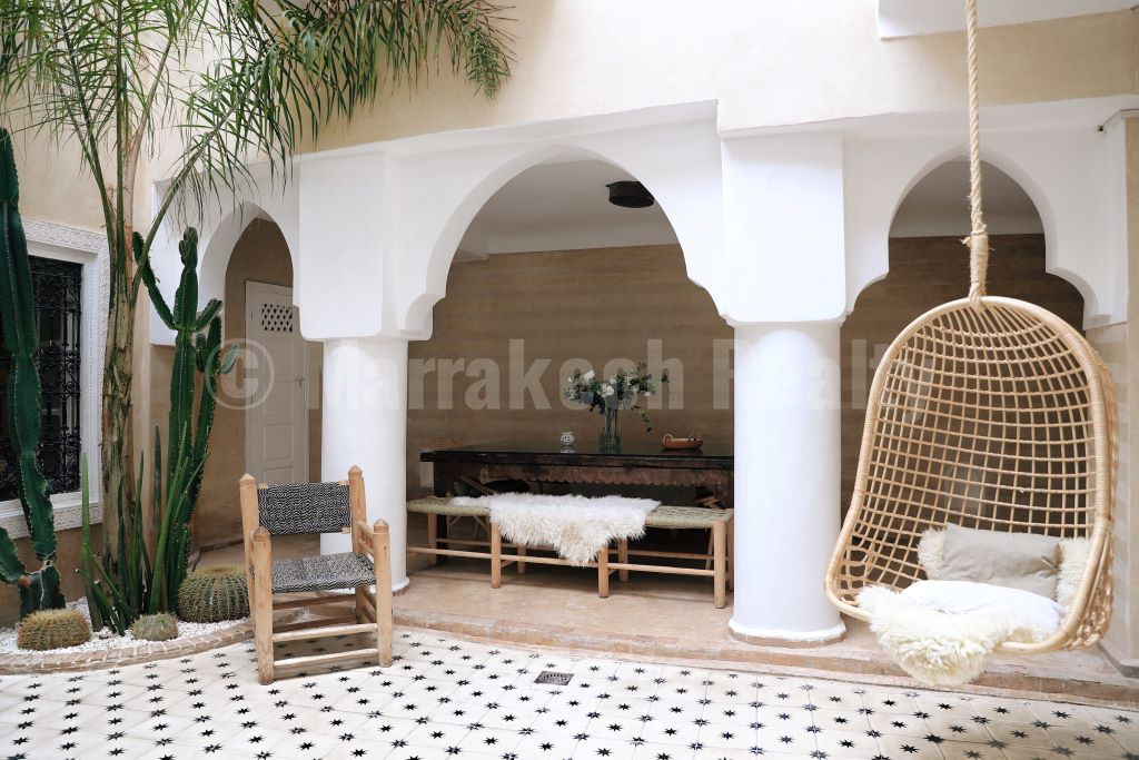 Charmant Riad de 4-5 chambres avec piscine chauffée
