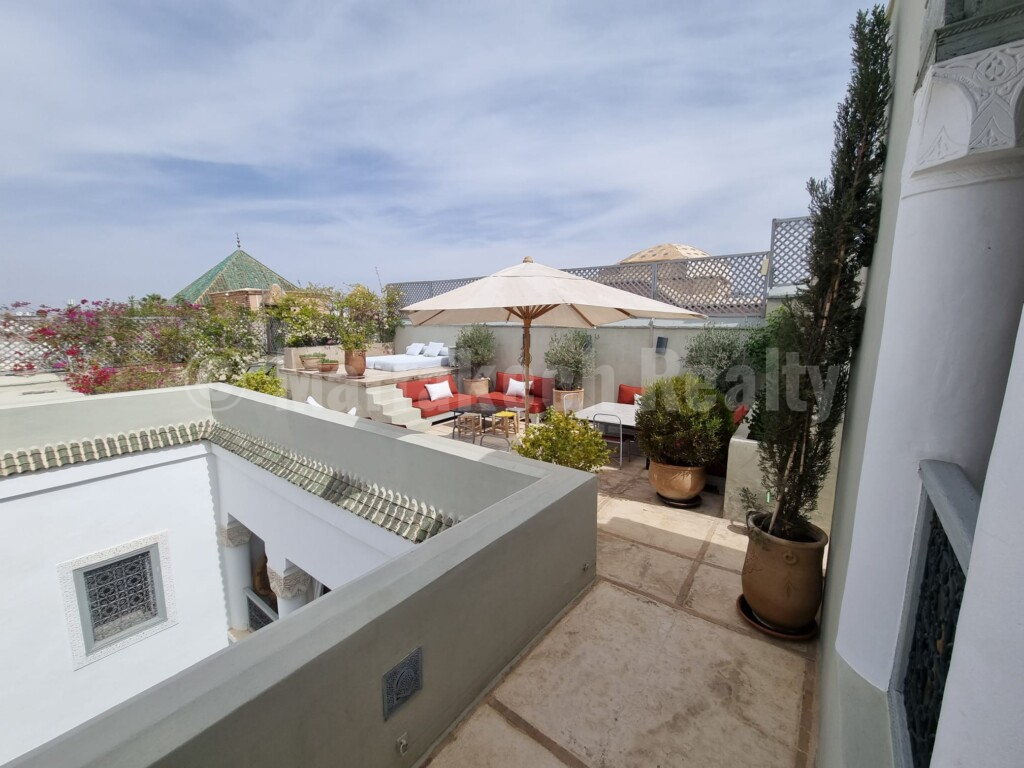 Exquisite 5 bedroom Riad with pool and hammam