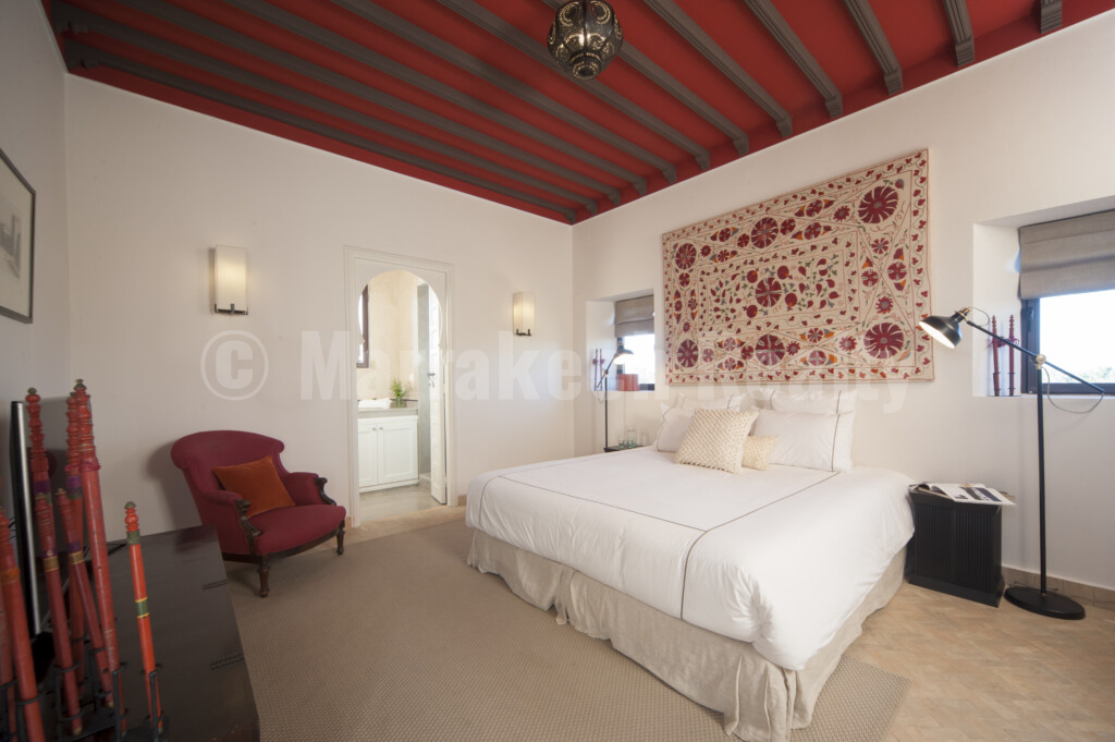 Delightful villa with awesome mountain views