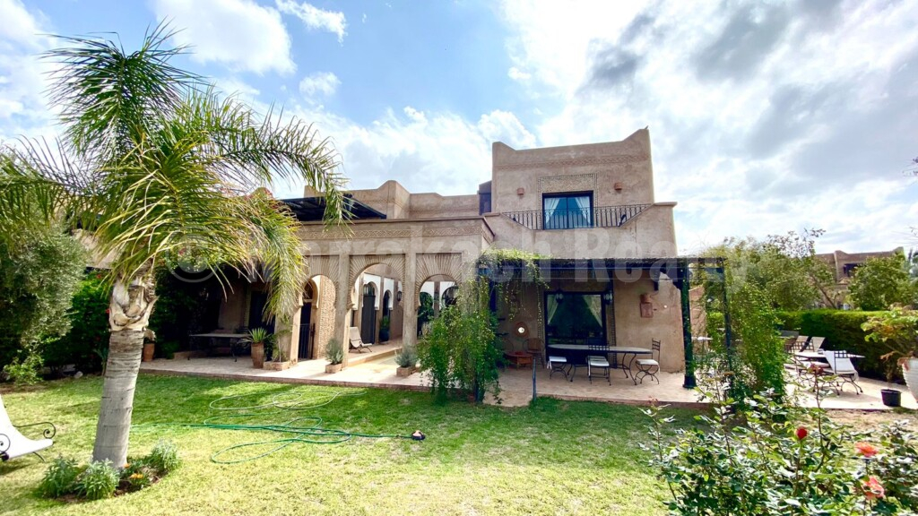 4 bedroom villa in a quiet and secure residence in Marrakech
