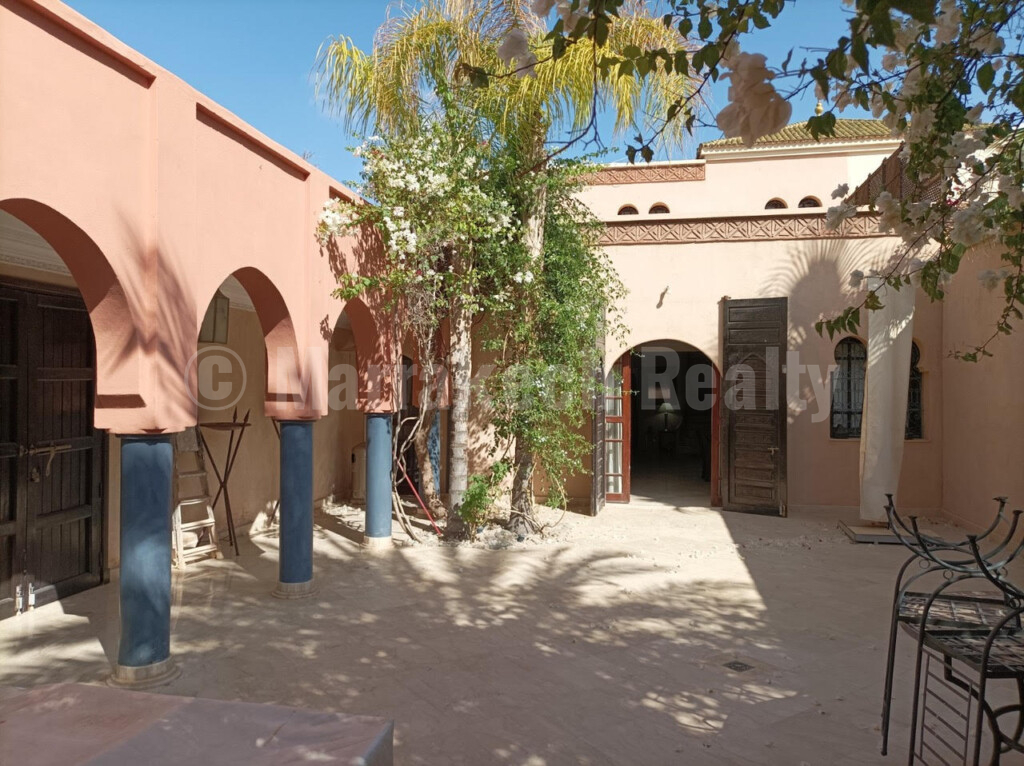 Standout 3 suite villa in a gated community