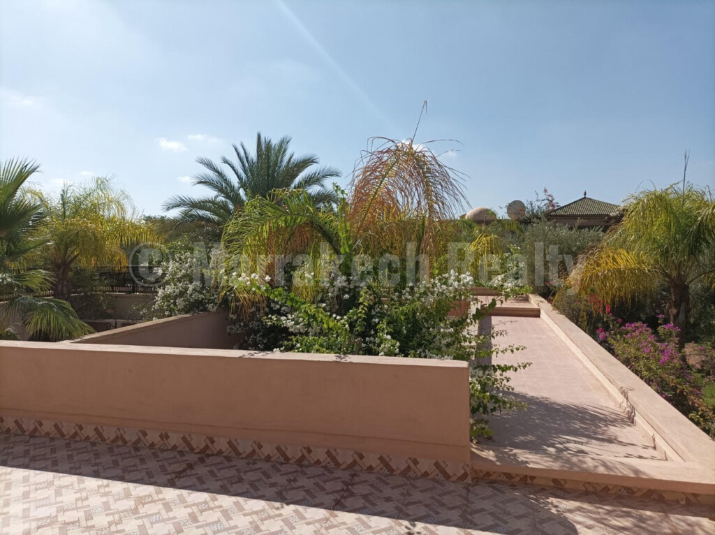 Standout 3 suite villa in a gated community