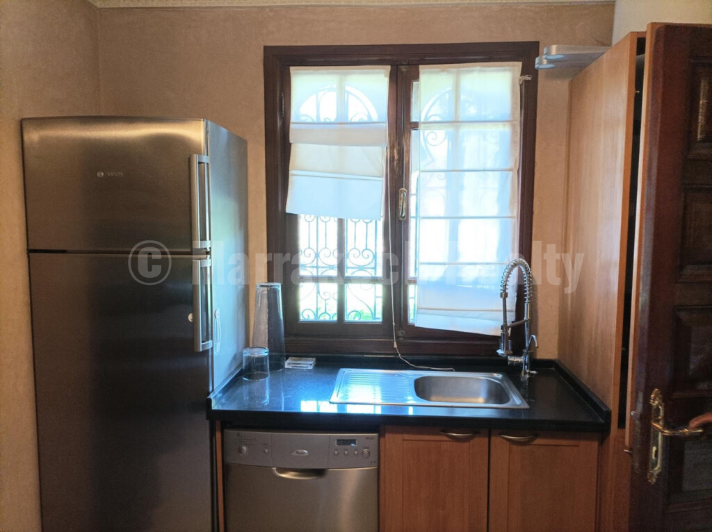 Standout 3 suite villa in a gated community