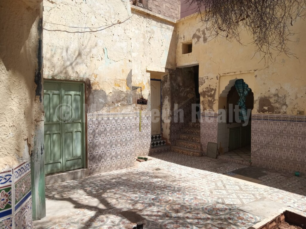 Charmant Riad à rénover avec accès voiture proche
