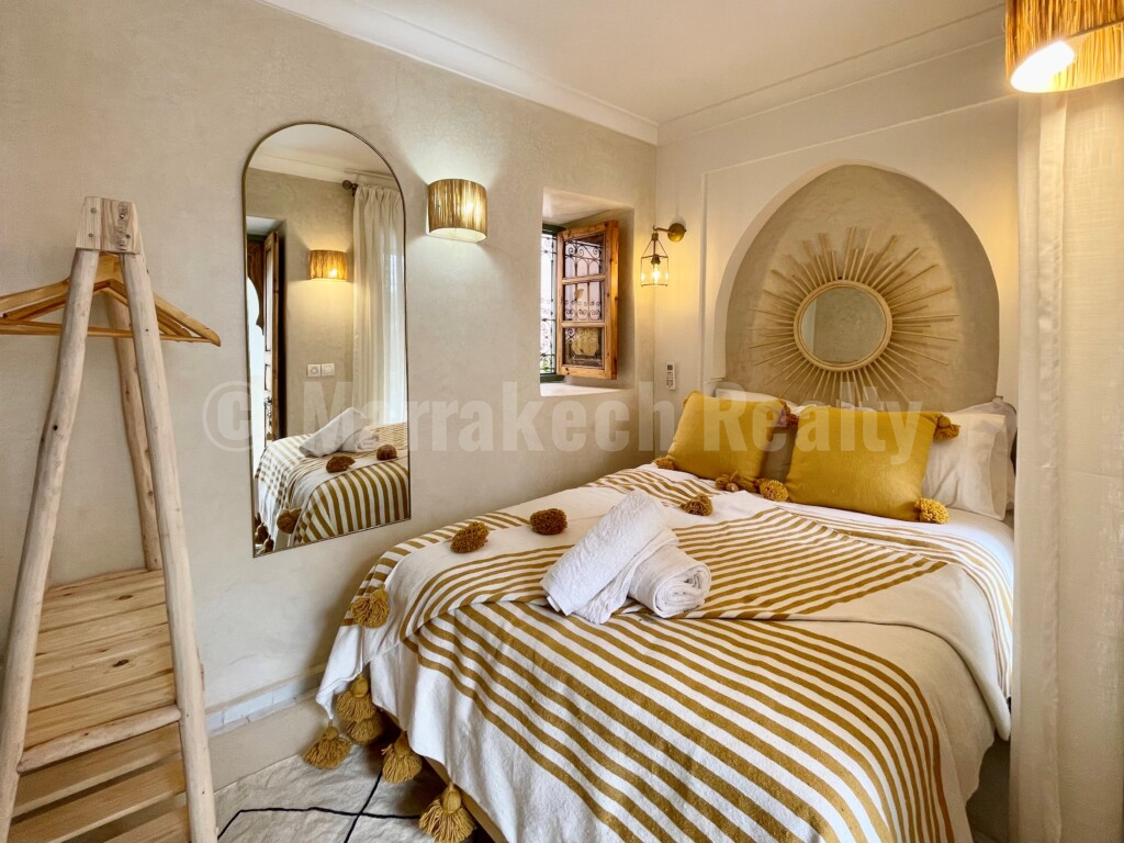 Superbe Riad de 5 chambres avec piscine chauffée et accès voiture