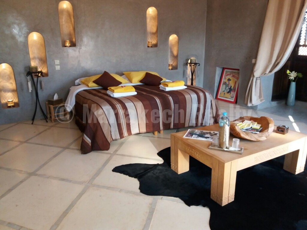 Standout 7 bedroom villa with great views close to Marrakech