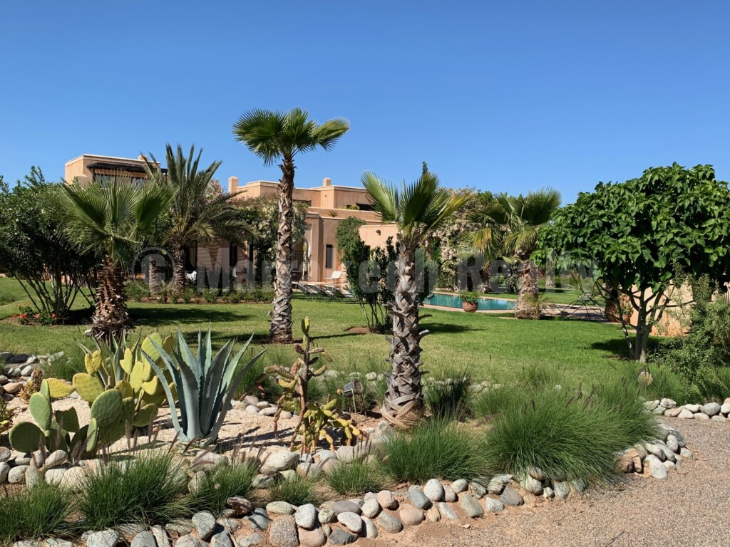 Standout 7 bedroom villa with great views close to Marrakech