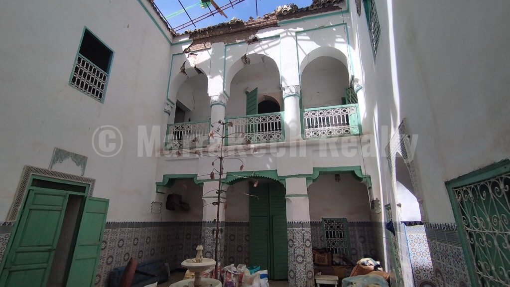 Riad a rénover Place des Epices