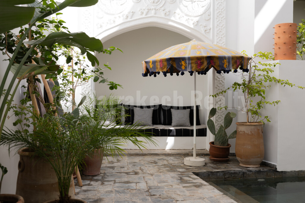 Standout 4 bedroom Riad with prime location