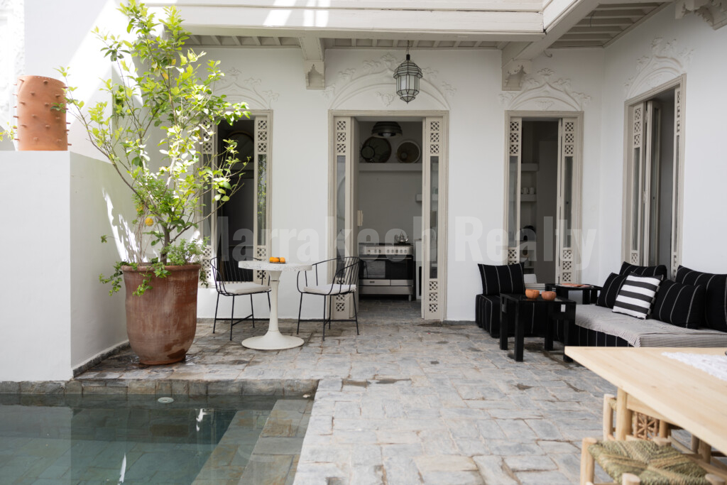 Standout 4 bedroom Riad with prime location