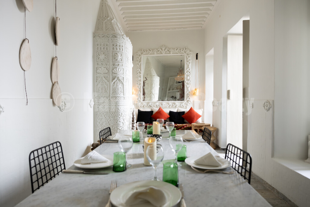 Standout 4 bedroom Riad with prime location
