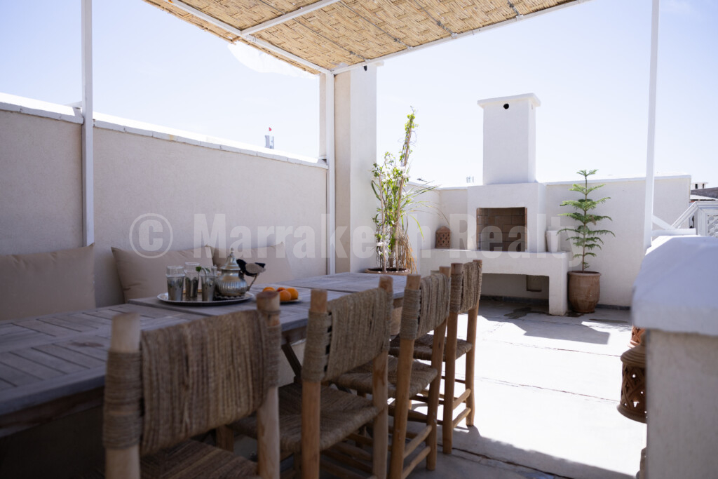 Standout 4 bedroom Riad with prime location