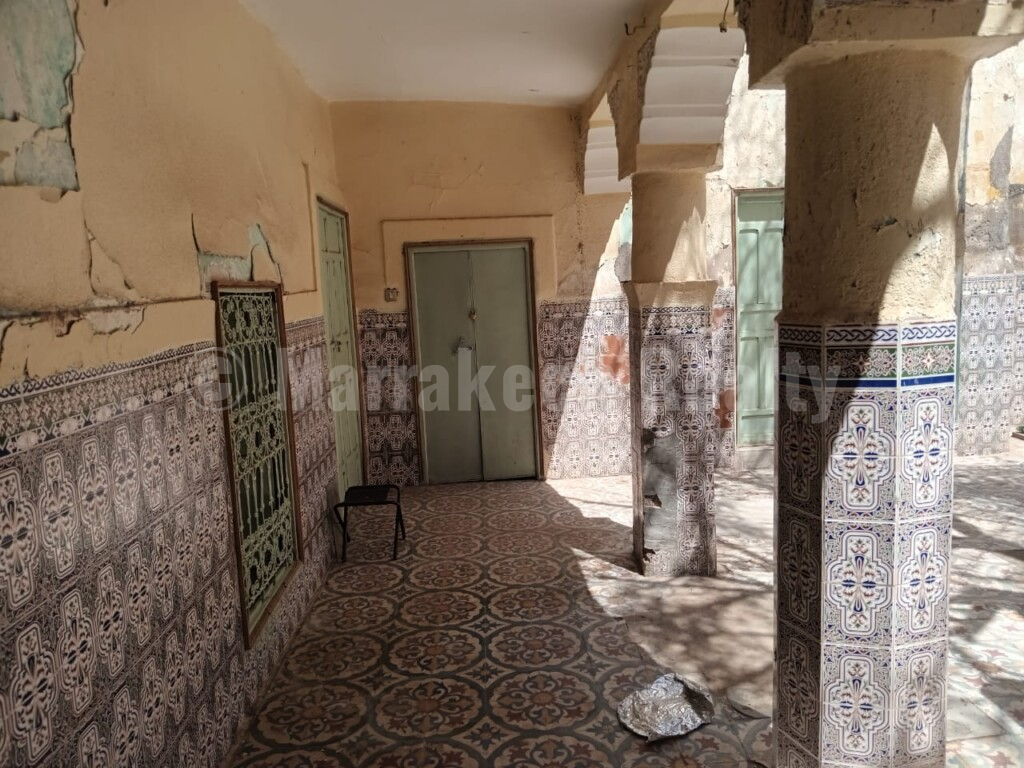 Charmant Riad à rénover avec accès voiture proche
