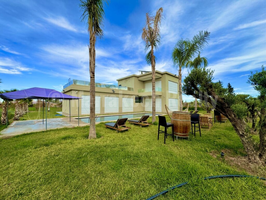 Luxury Farm for Long Term Rental on the Road to Fez