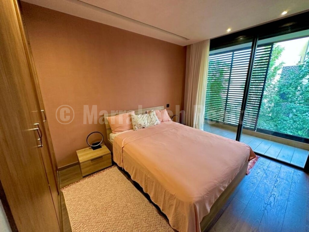 Modern 5 Bedroom Villa For Long Term Rental