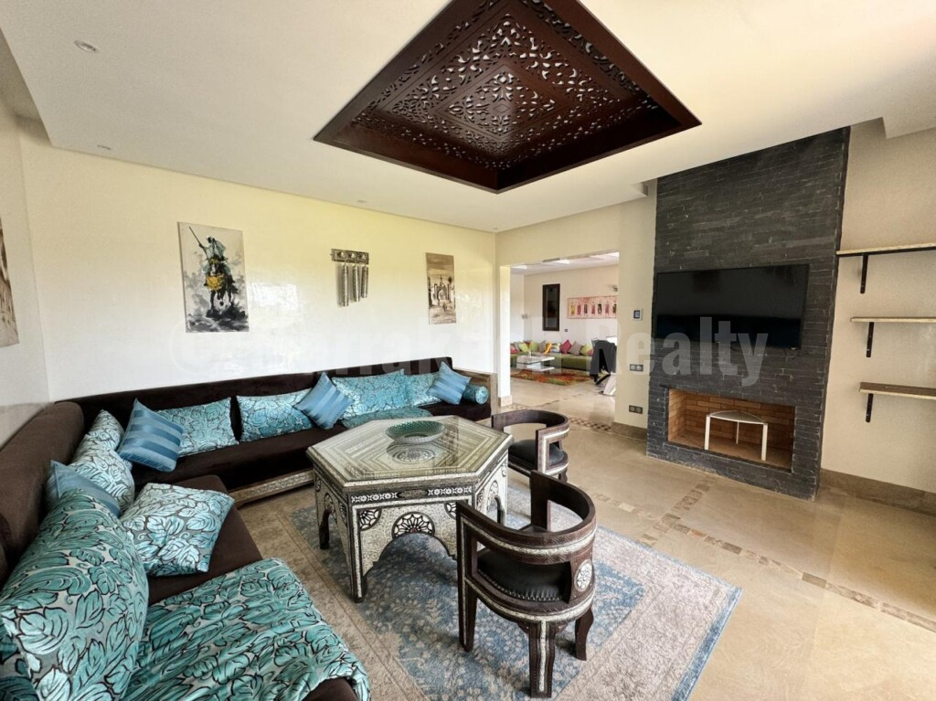 Villa on 1st Golf Line For Rent on the road of Ourika