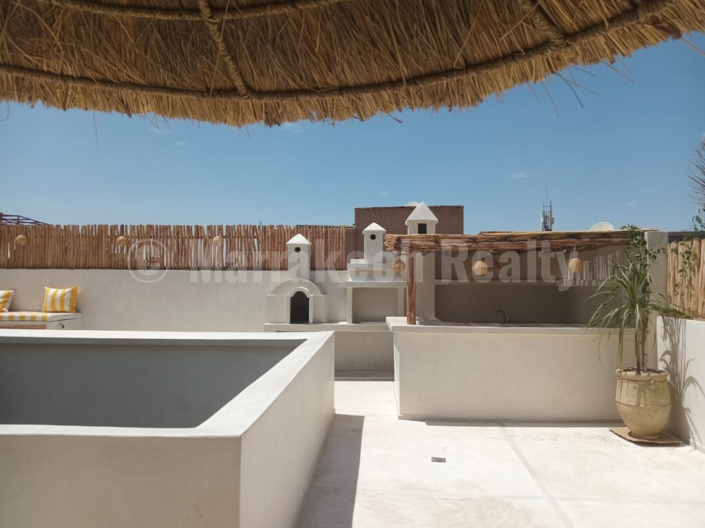 Handsome newly renovated 6 bedroom Riad