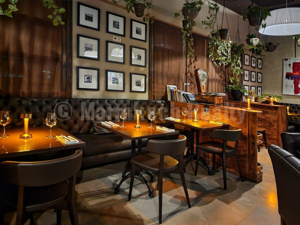 Well established restaurant with prime location