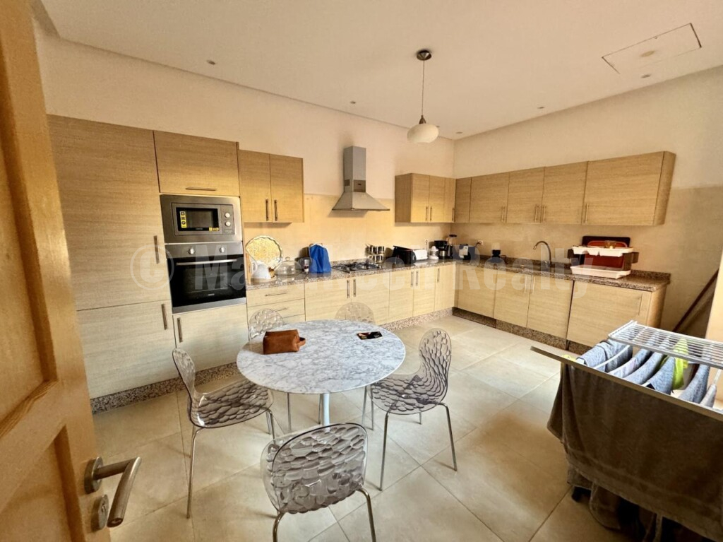 Villa on 1st Golf Line For Rent on the road of Ourika