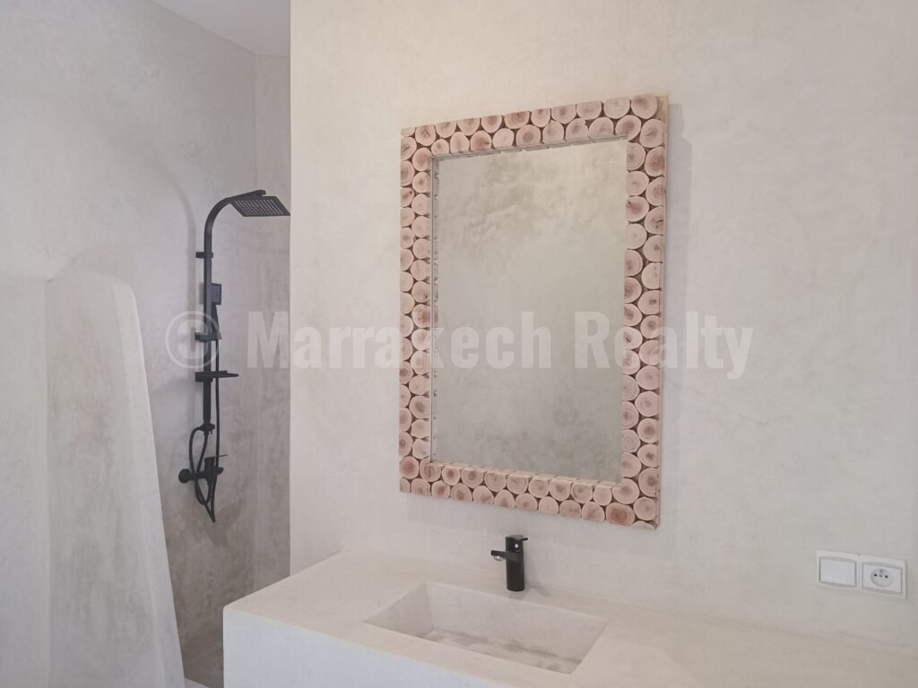 Handsome newly renovated 6 bedroom Riad