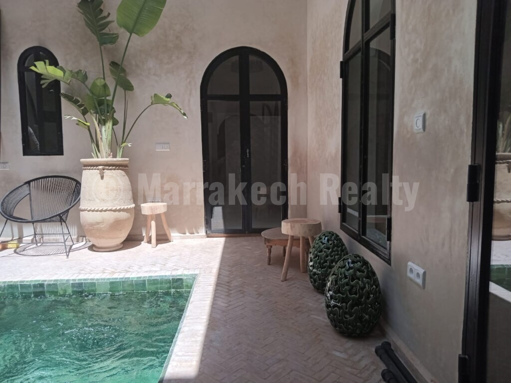 Handsome newly renovated 6 bedroom Riad