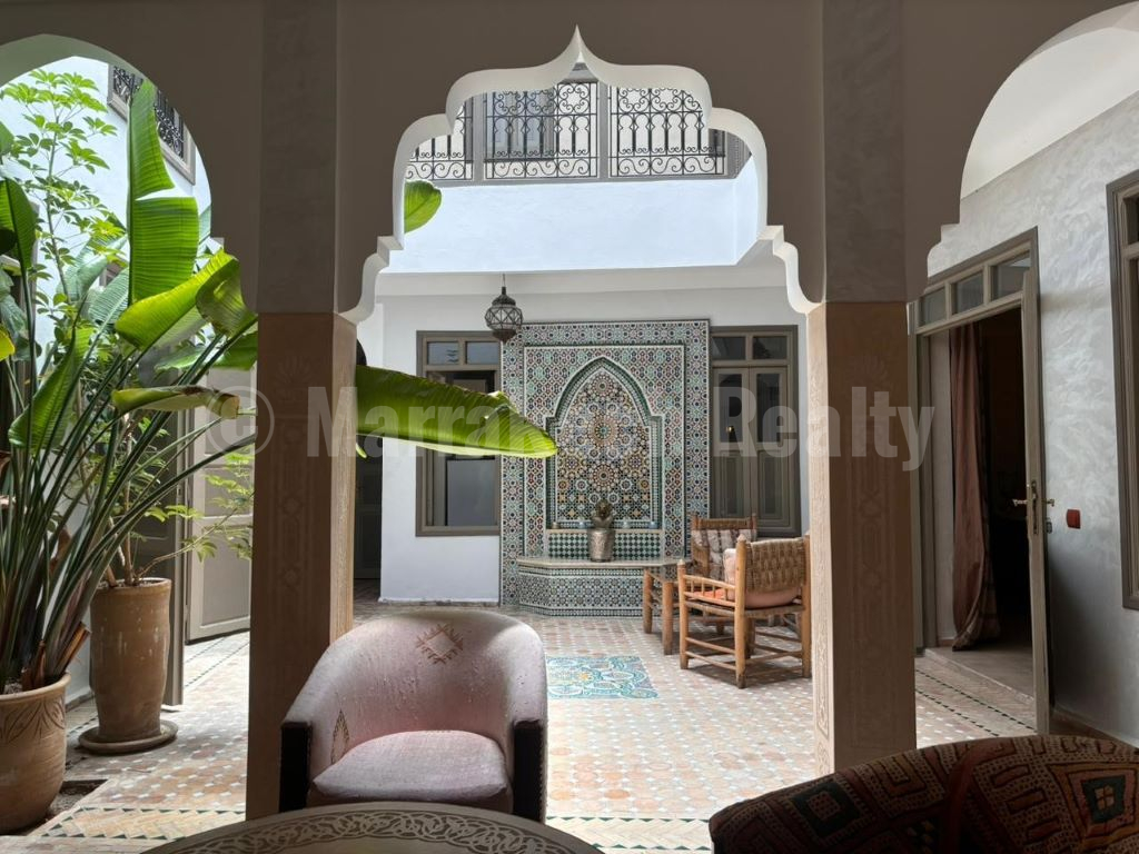 Charmant Riad de 5 chambres proche de Dar el Bacha