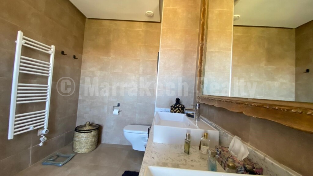 Modern 3 bedroom villa in a gated community