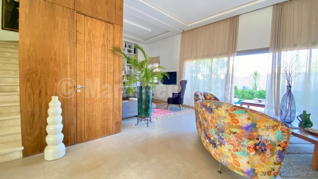 Modern 3 bedroom villa in a gated community