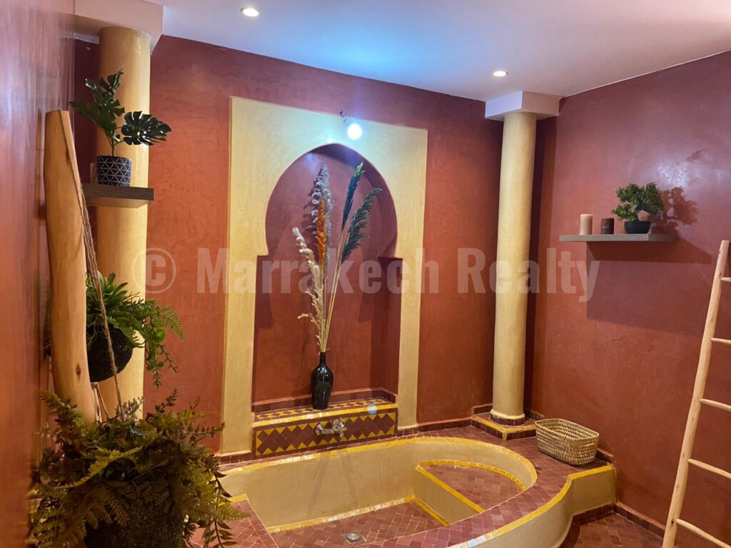 9 bedrooms riad for sale in the best neighborhood of Marrakech