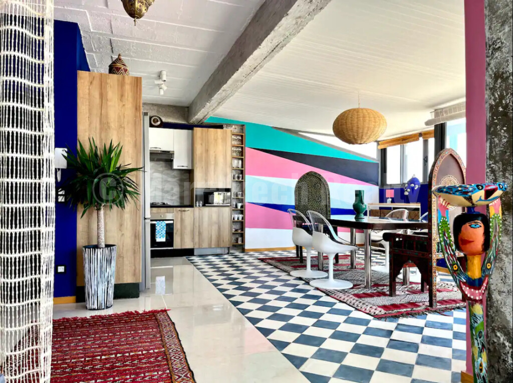 Magnificent Penthouse with sea View.