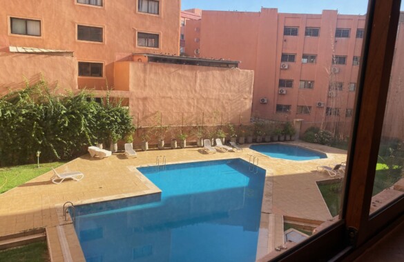 A louer en longue durée , appartement 2 chambres, piscine meublé