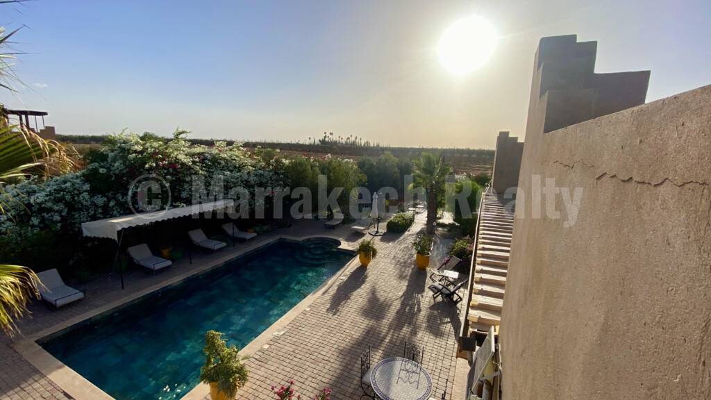 Tres belle villa avec piscine dans un domaine à 20 mn de Marrakech