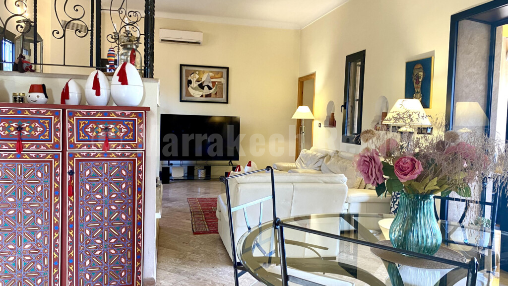 Tres belle villa avec piscine dans un domaine à 20 mn de Marrakech