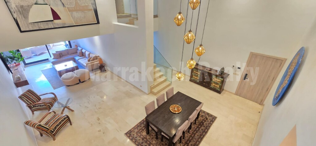 Superb 181 sqm duplex sold furnished at Hivernage