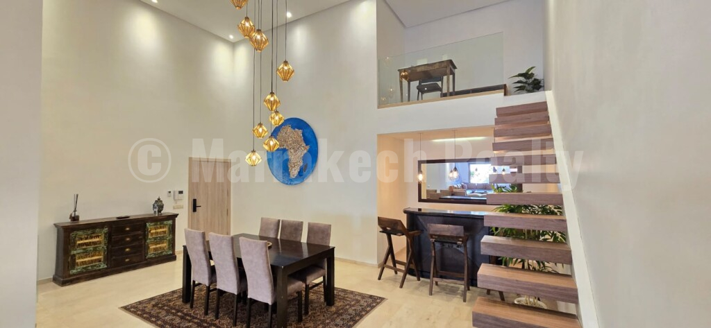 Superb 181 sqm duplex sold furnished at Hivernage