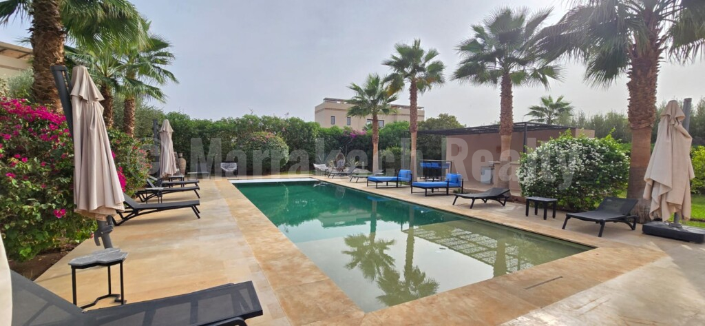 Villa contemporaine de 440 m2 avec belles prestations