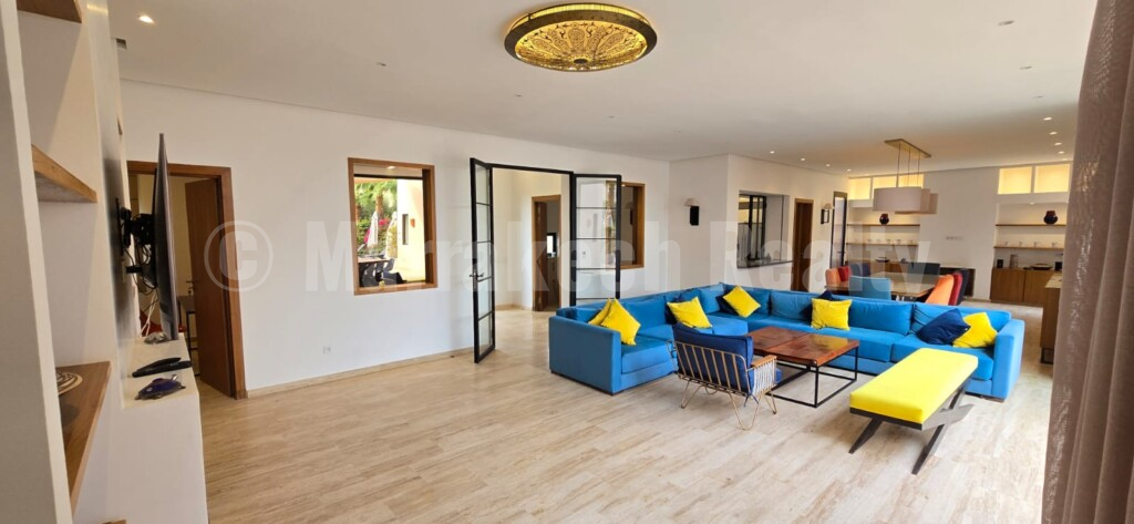 Villa contemporaine de 440 m2 avec belles prestations