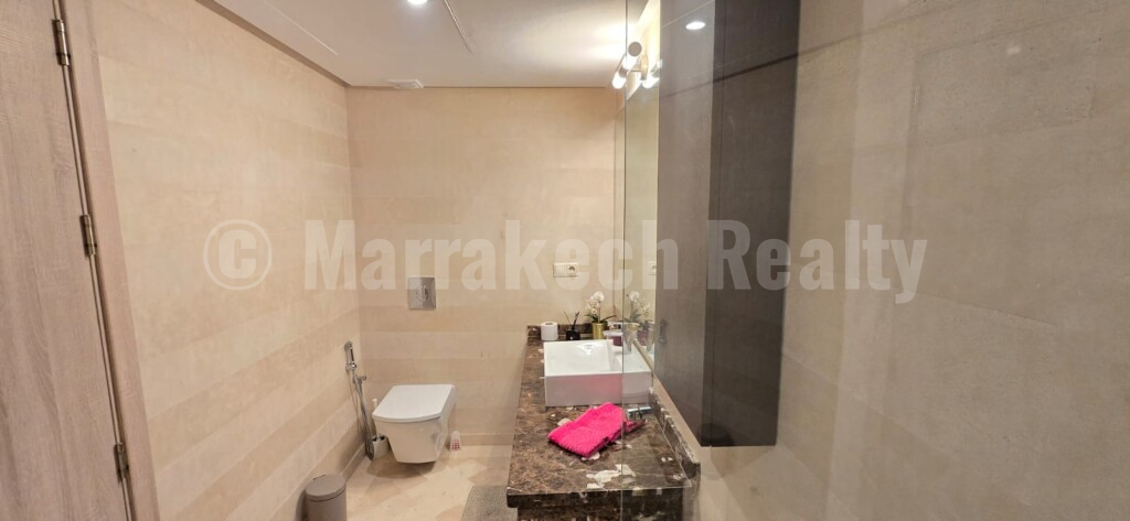 Superb 181 sqm duplex sold furnished at Hivernage