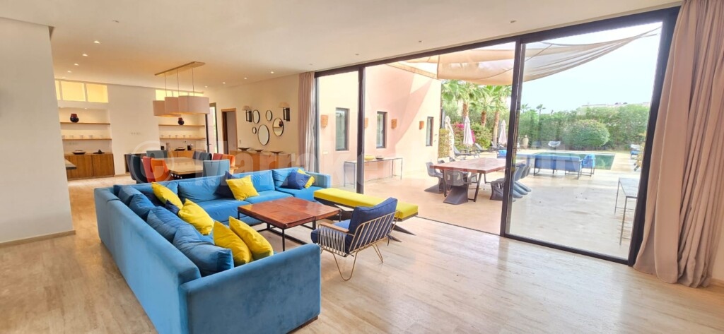 Villa contemporaine de 440 m2 avec belles prestations