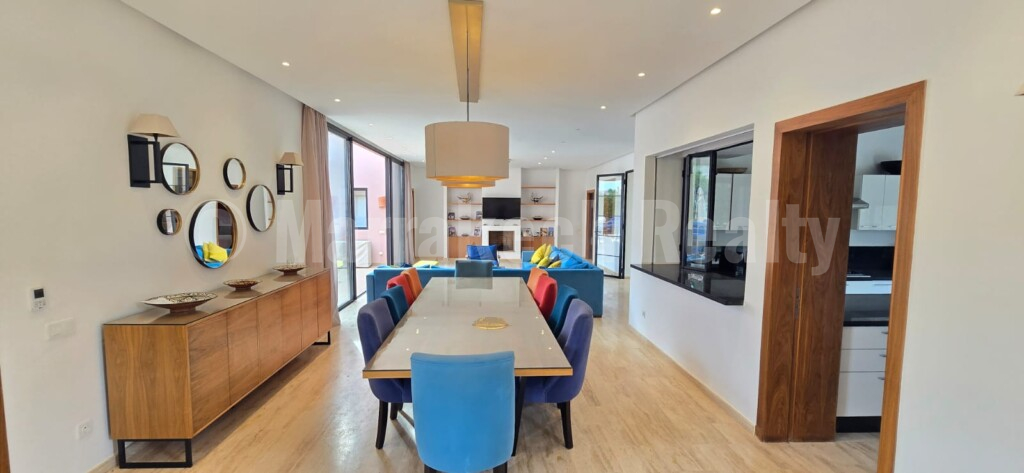 Villa contemporaine de 440 m2 avec belles prestations