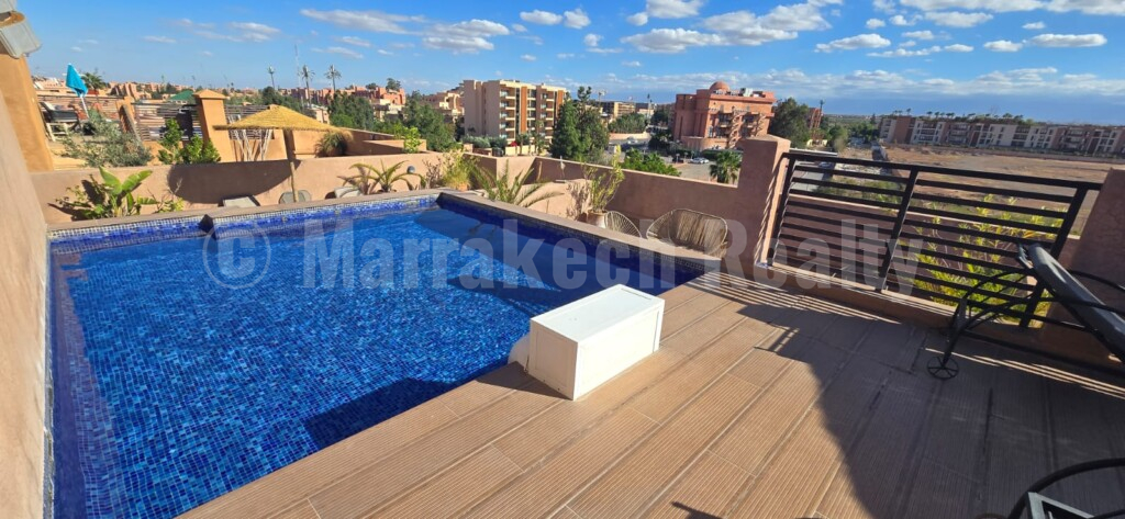 Superb 181 sqm duplex sold furnished at Hivernage