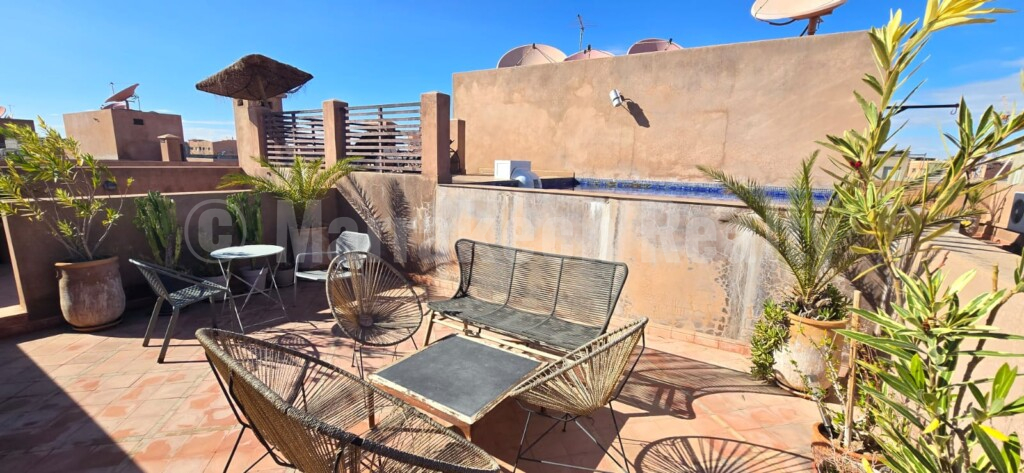 Superb 181 sqm duplex sold furnished at Hivernage