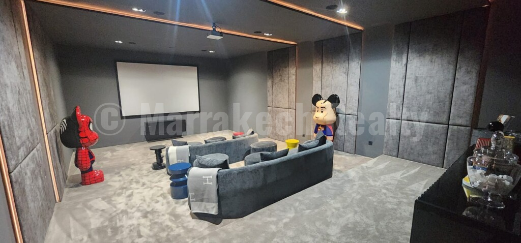 Villa contemporaine de 440 m2 avec belles prestations