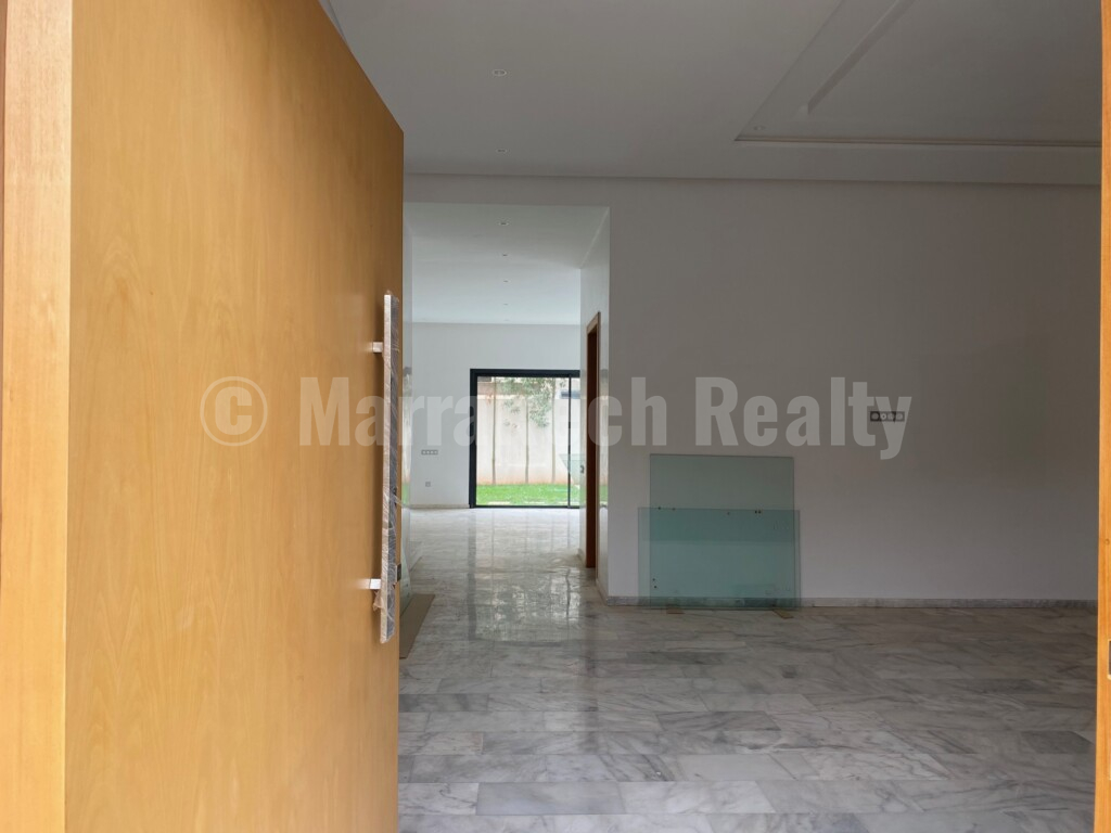 Villa neuve contemporaine avec piscine quartier Agdal