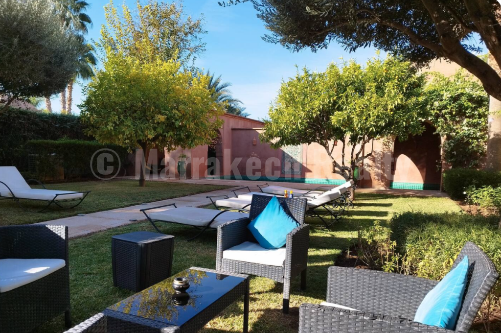 Villa Lakhdar – 4 chambres – jardin et piscine sans vis-à-vis