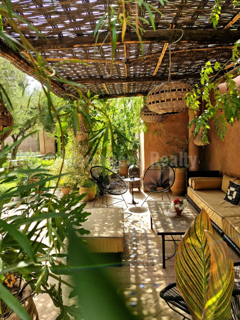 Villa La porte au lion – 3 chambres – grand jardin et grande piscine sans vis-à-vis