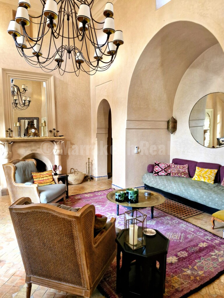 Villa La porte au lion – 3 chambres – grand jardin et grande piscine sans vis-à-vis