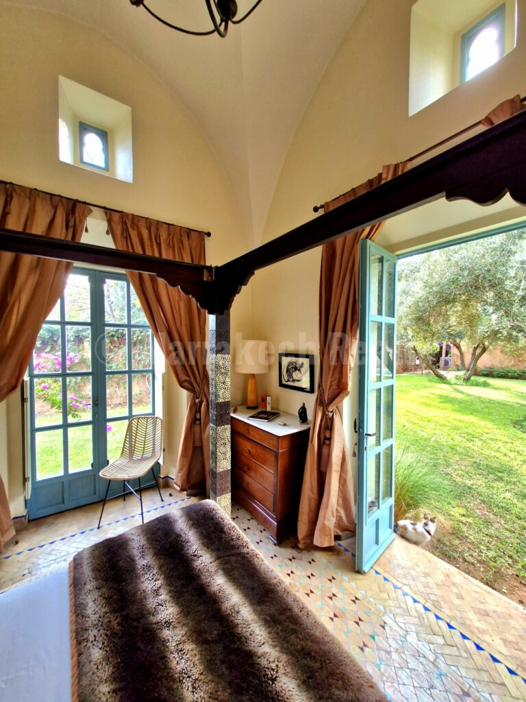 Villa La porte au lion – 3 chambres – grand jardin et grande piscine sans vis-à-vis