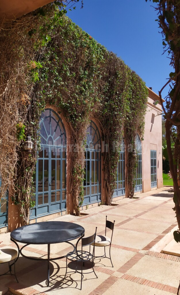 Villa La porte au lion – 3 chambres – grand jardin et grande piscine sans vis-à-vis