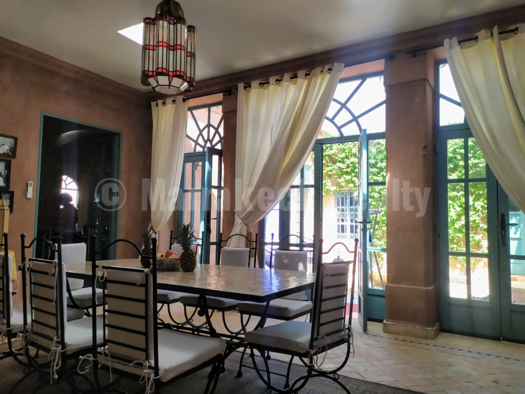 Villa Lakhdar – 4 chambres – jardin et piscine sans vis-à-vis